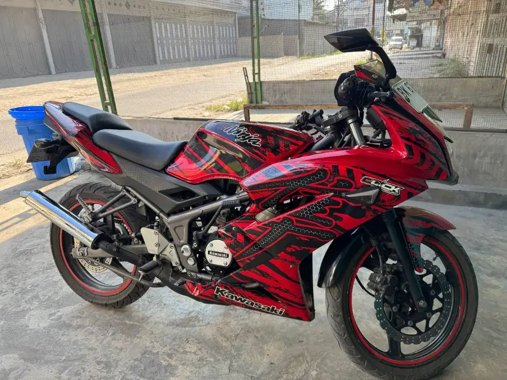 Dijual Kawasaki Ninja RR 2013 Sepeda Motor Sport Kereta Hadiah Lebaran