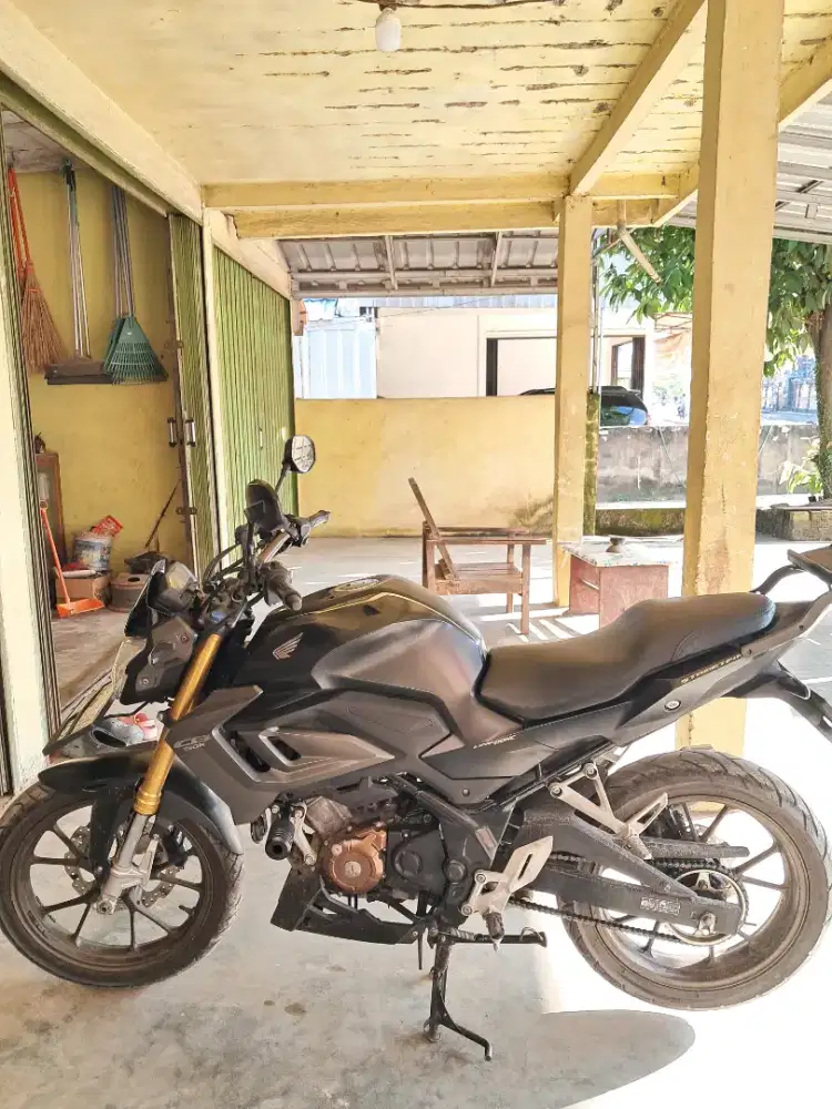 Cb 150 r v4 2022