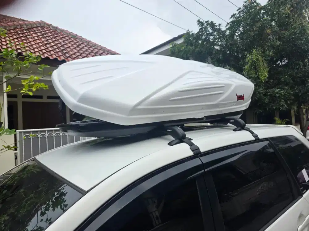 Roofbox plastik 550L slim bisa buka 2 sisi komplit dgn crossbarnya