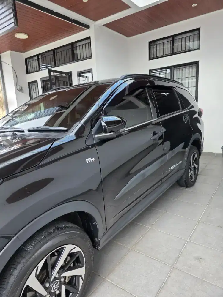 RUSH TRD Sportivo 2021 MT Black