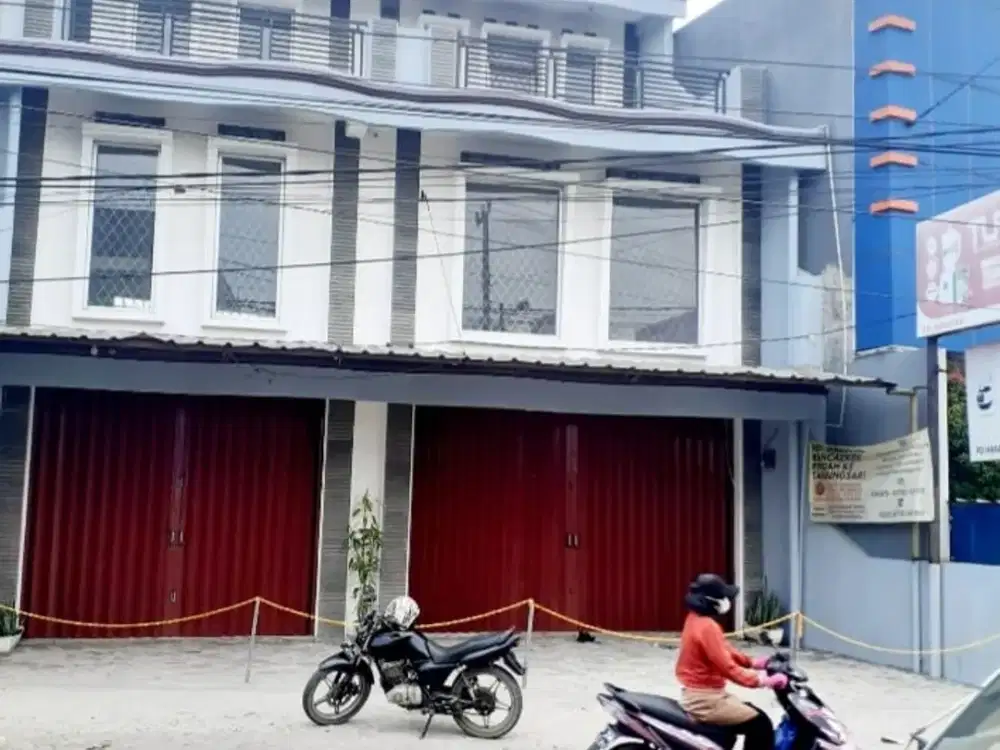 Toko di Dangdeur Rancaekek Kabupaten Bandung