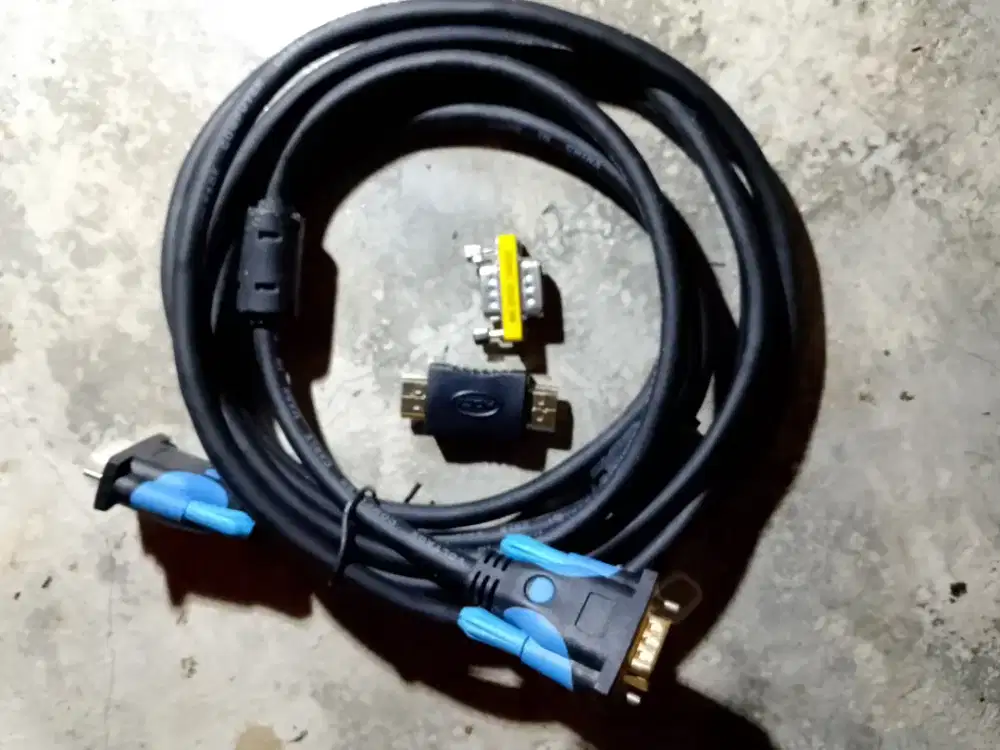 HDMI male to male +kabel VGA