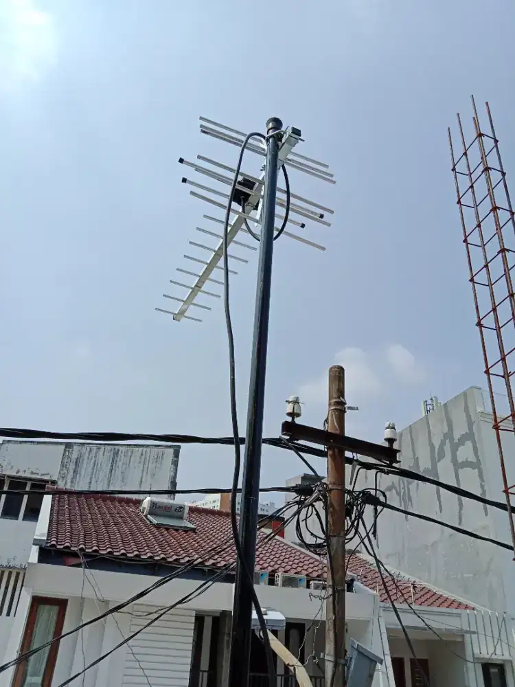 Layanan pemasangan Antenna tv digital dijamin bagus