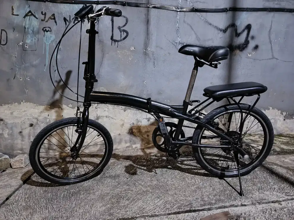 Sepeda lipat Uk 20