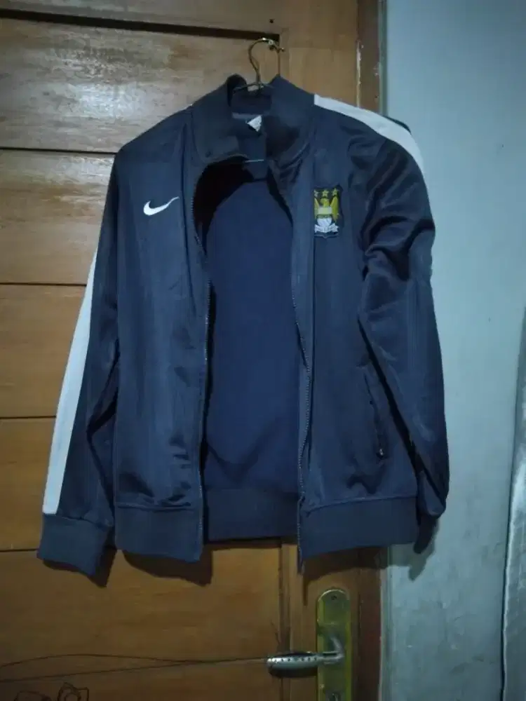 Jaket biru cwe cwo