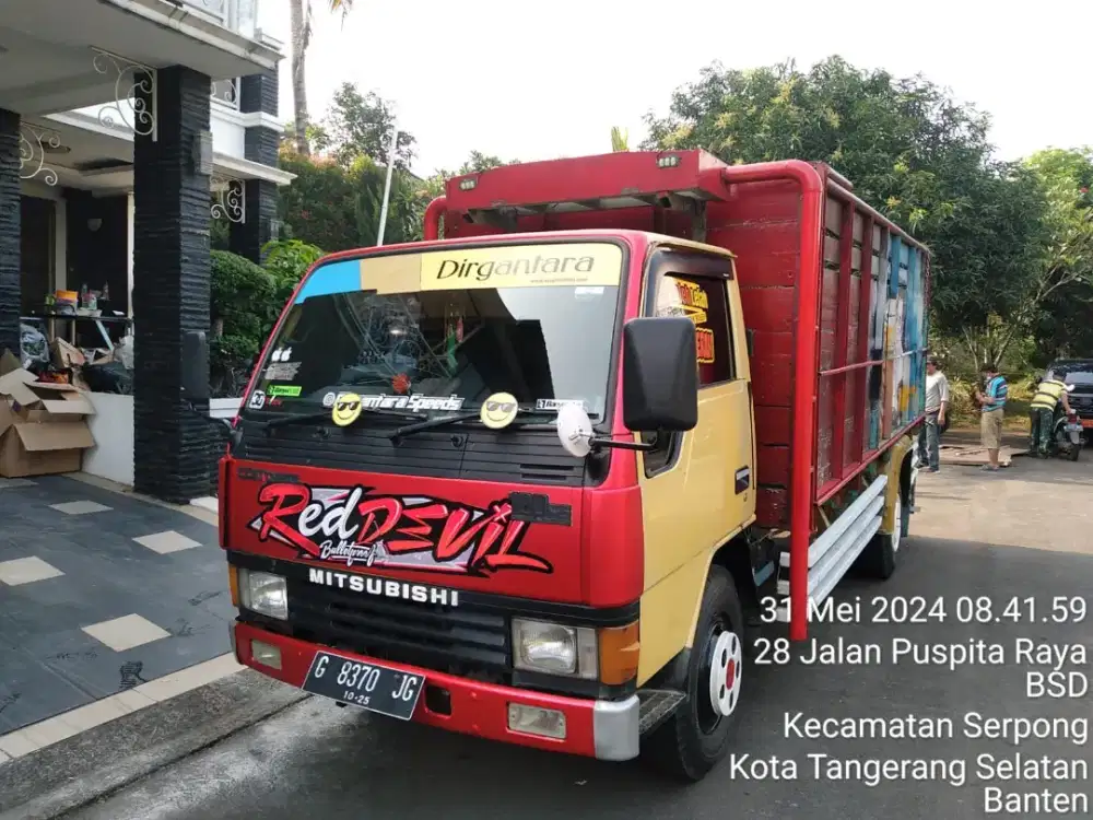 Sewa truk pindahan rumah kantor apartement kos2an gudang dll