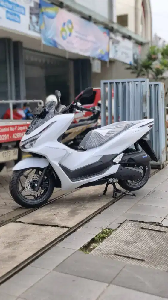 HONDA PCX 160 CBS