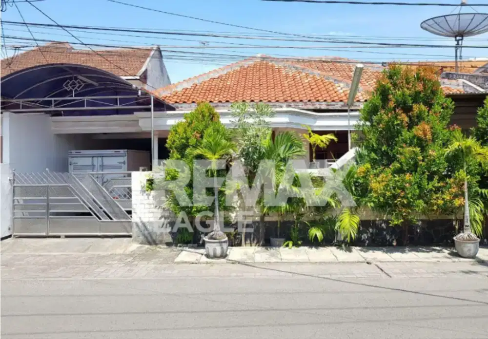 DIJUAL RUMAH USAHA KOMERSIALSTRATEGIS DICIPUNEGARA PUSAT KOTA SURABAYA