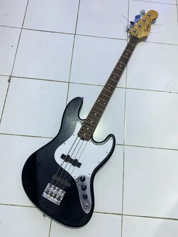 bass fender jazz bass