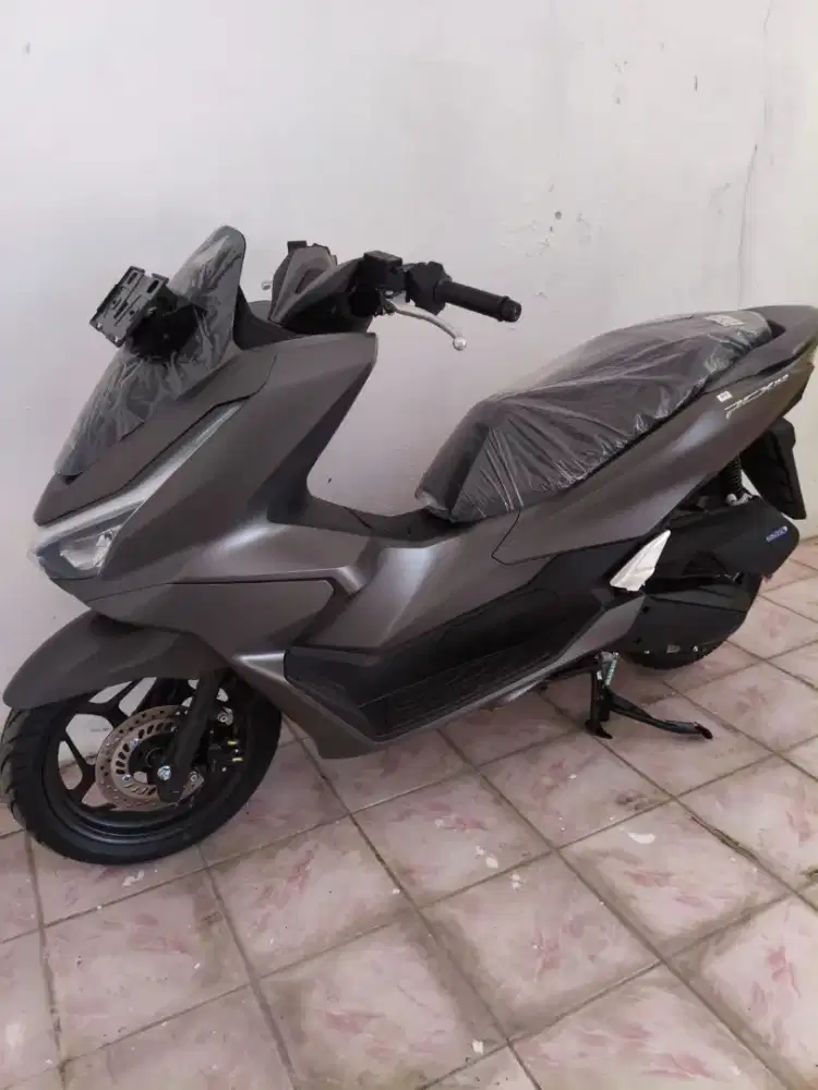 HONDA PCX 160 CBS SILVER