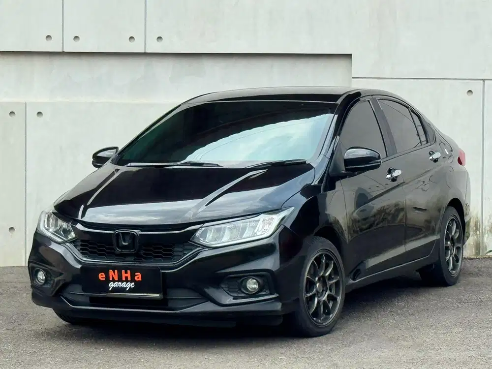 Plat H.. Honda City E 1.5 Automatic 2017.. eNHa garage Semarang.