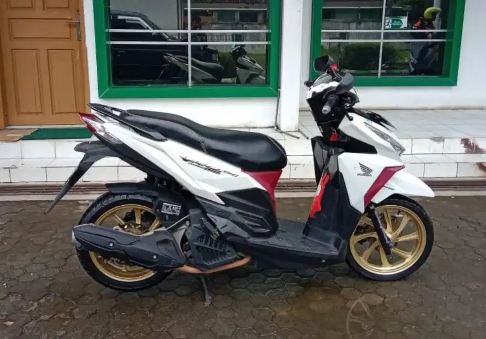 Vario 150 led old