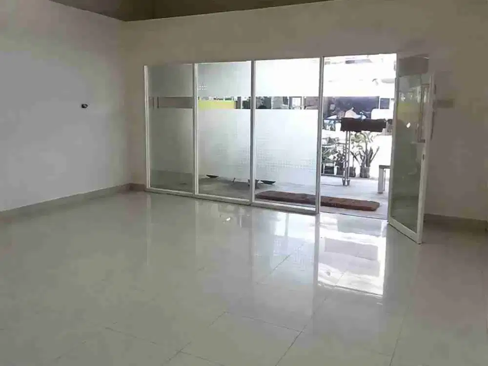 SEWA RUANG USAHA MAINROAD STRATEGIS CIKAWAO