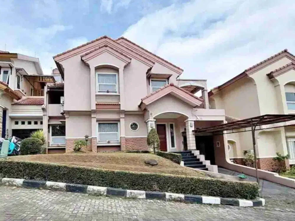 Rumah Siap Huni di Komplek Alamanda Tubagus Ismail Dago