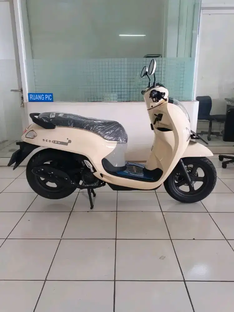 HONDA SCOOPY FASHION
