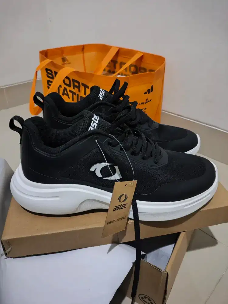 Astec Leroy running Original