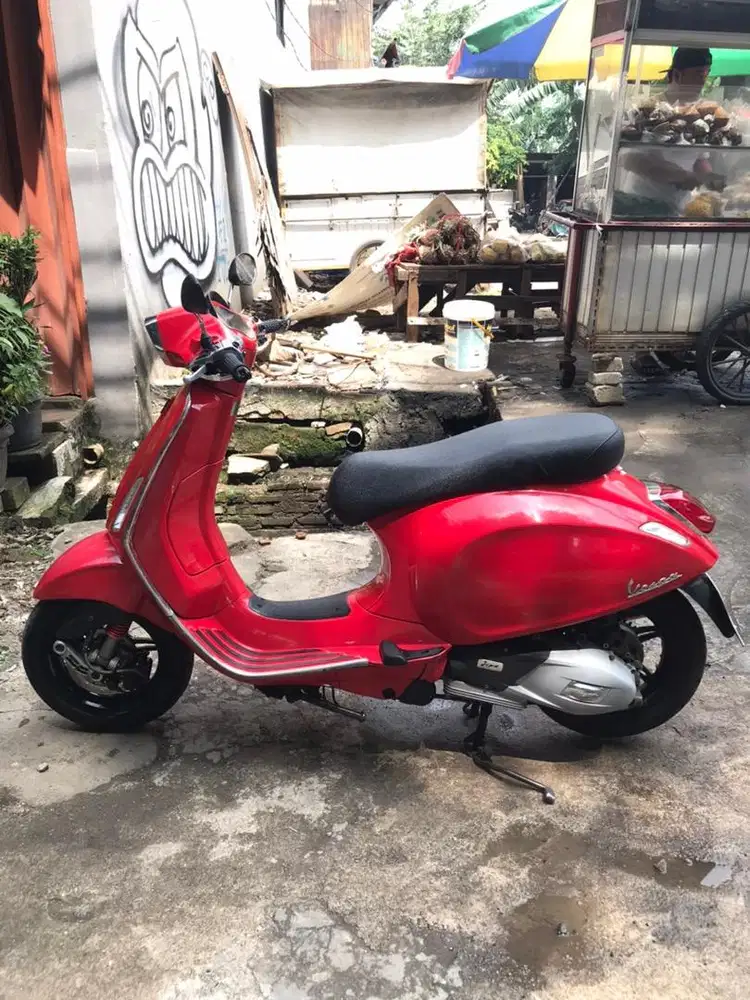 Vespa Sprint 3Vie Red