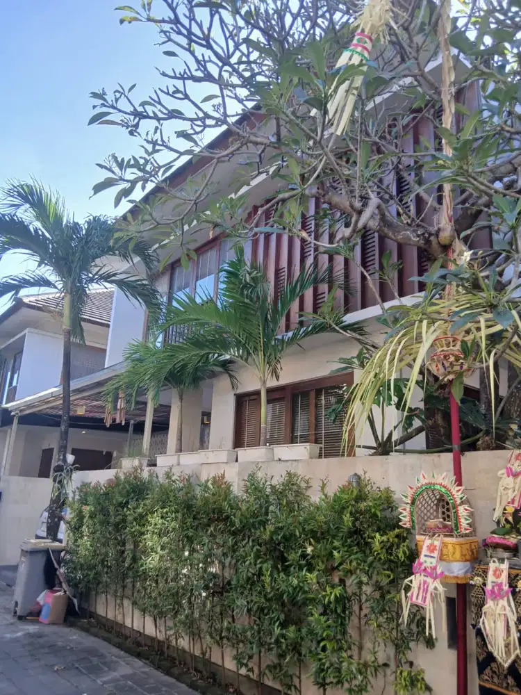 DI JUAL RUMAH DI RENON DENPASAR ONE GATE SYSTEM