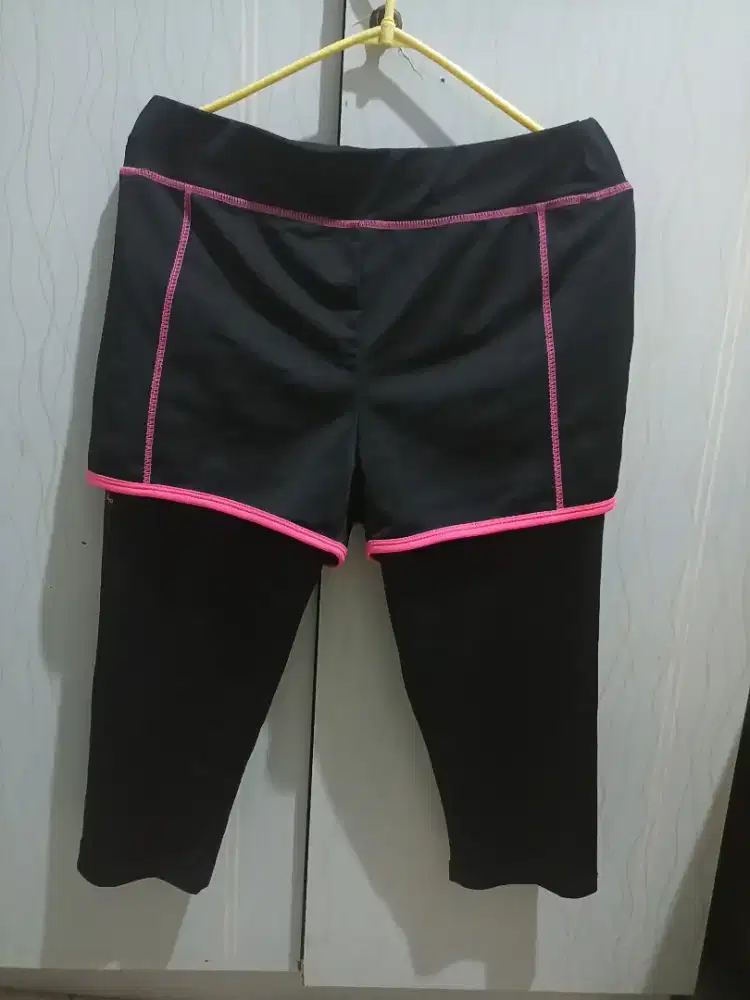 Legging celana sports 2in1 import original second bagus sz L