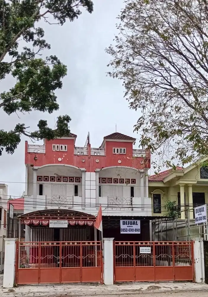 RUKO 3 Lantai (dijual cepat)