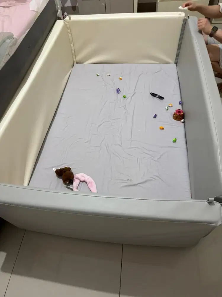 Lumba playmate preloved