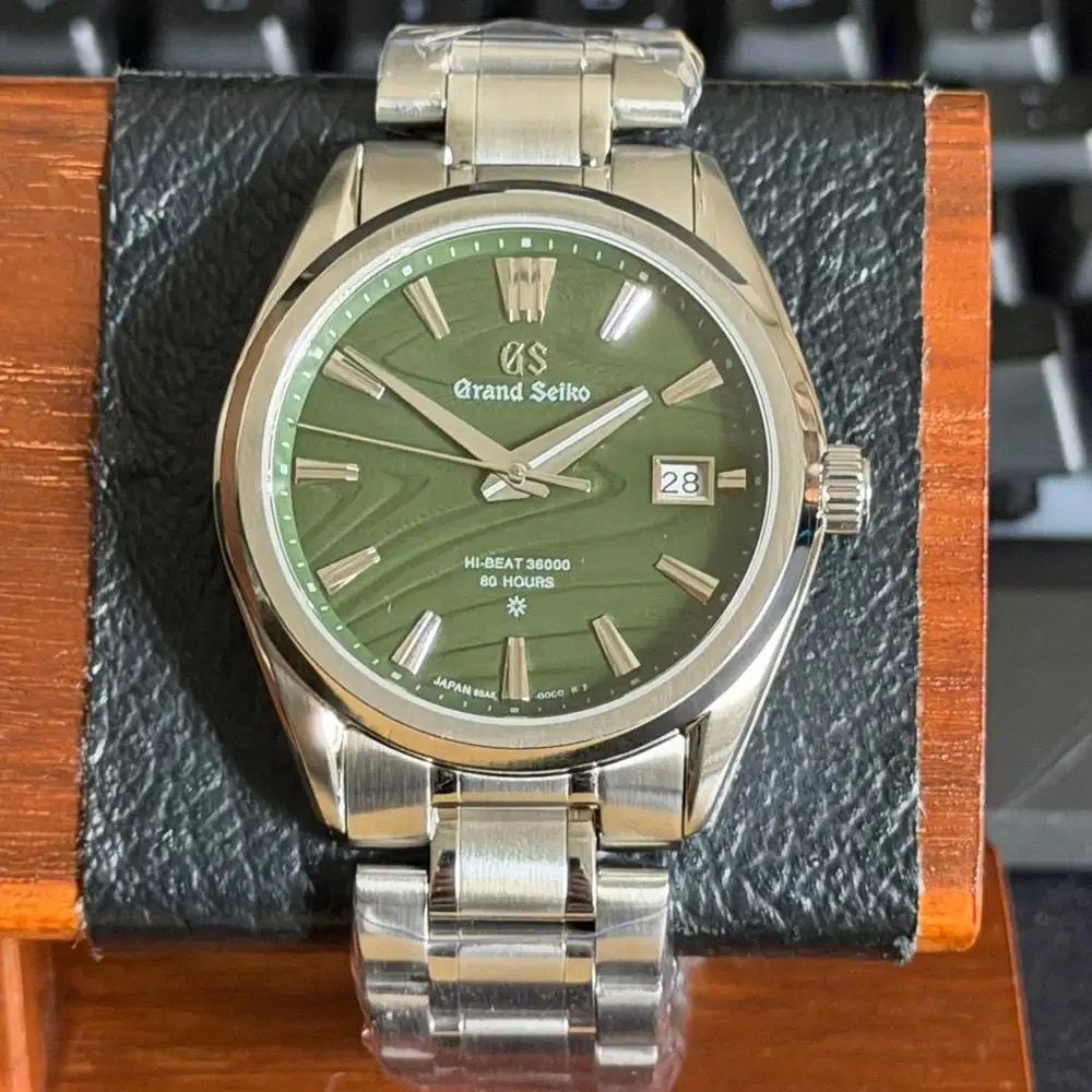 Jam Tangan Grand Seiko Custom Green Roadster Davidson NH35 Automatic