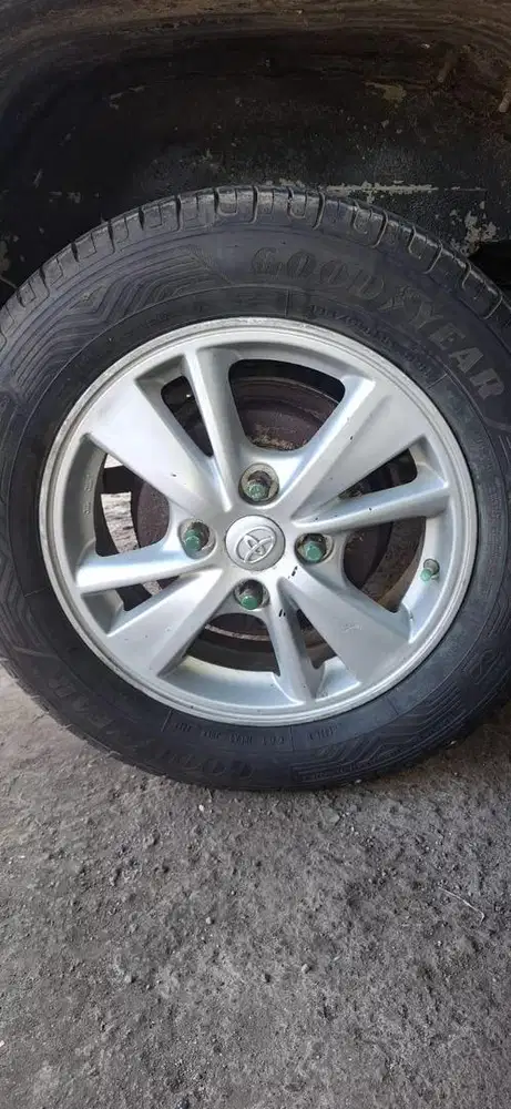 Velg Kijang Ring 15