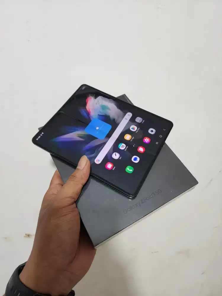 Samsung z fold 3 5g 12/512gb sein fullset no minus