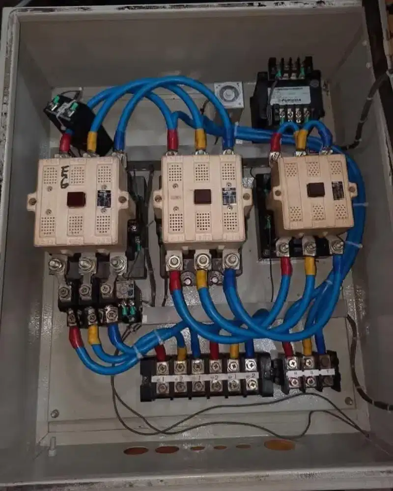 tukang listrik panggilan