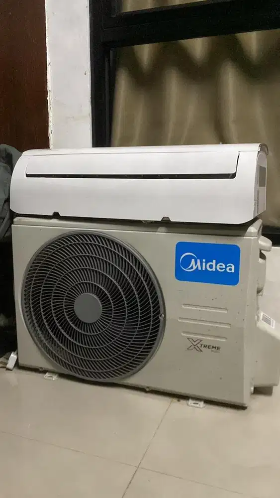Di jual dan Pasang AC Midea