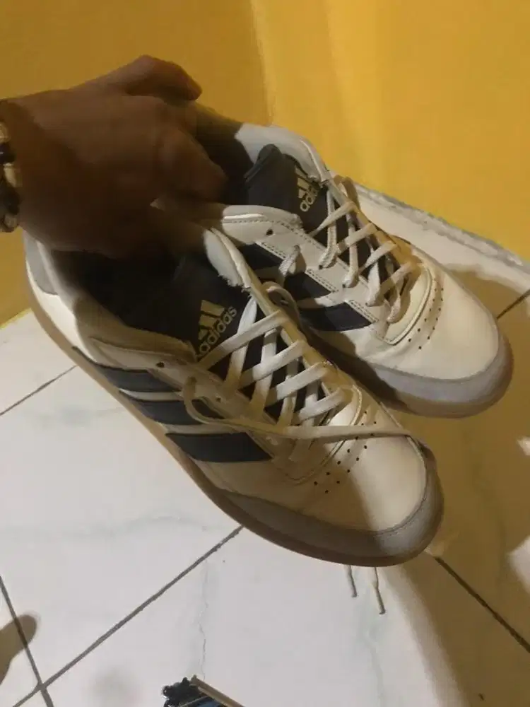 Adidas ori ukuran 42