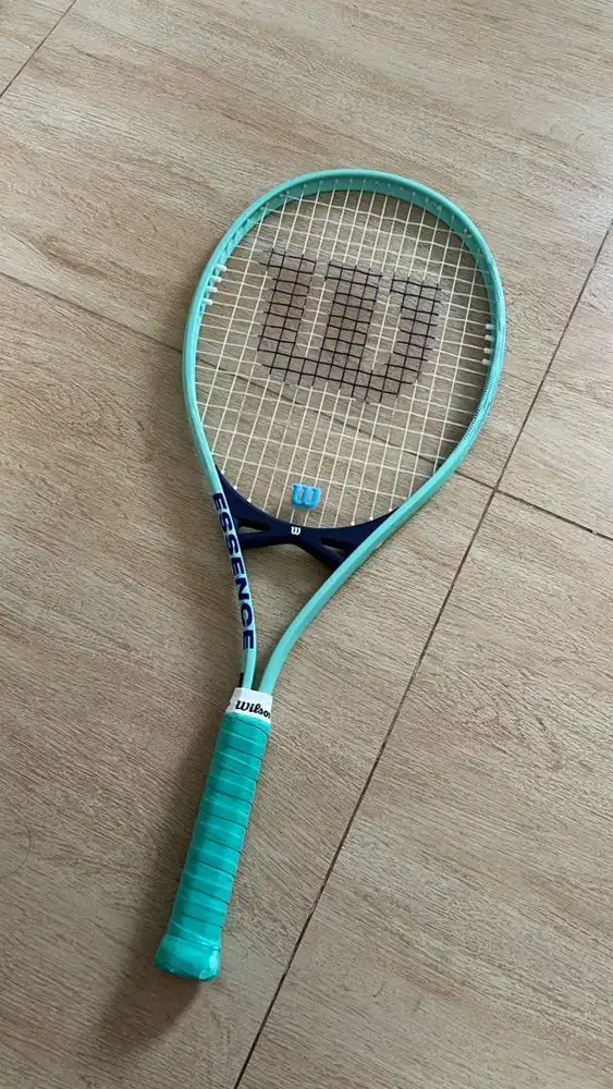 Raket Tennis Wilson Essence 112 Dor beginner