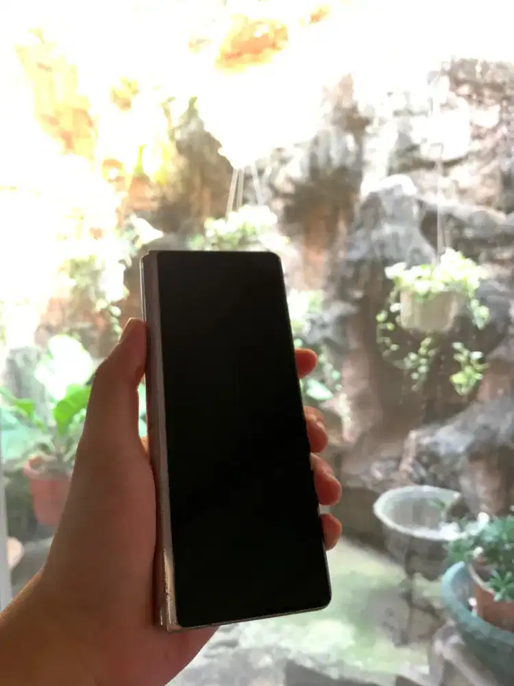 Samsung galaxy Z fold 2