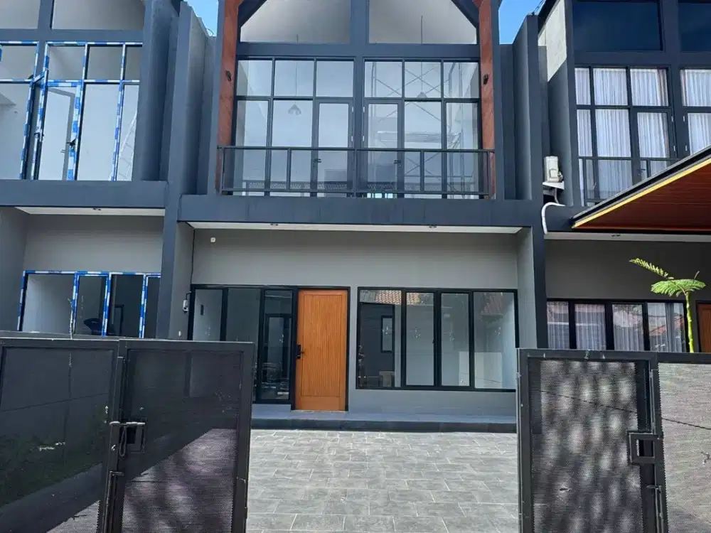 Dijual rumah mewah lt 140 mampang depok