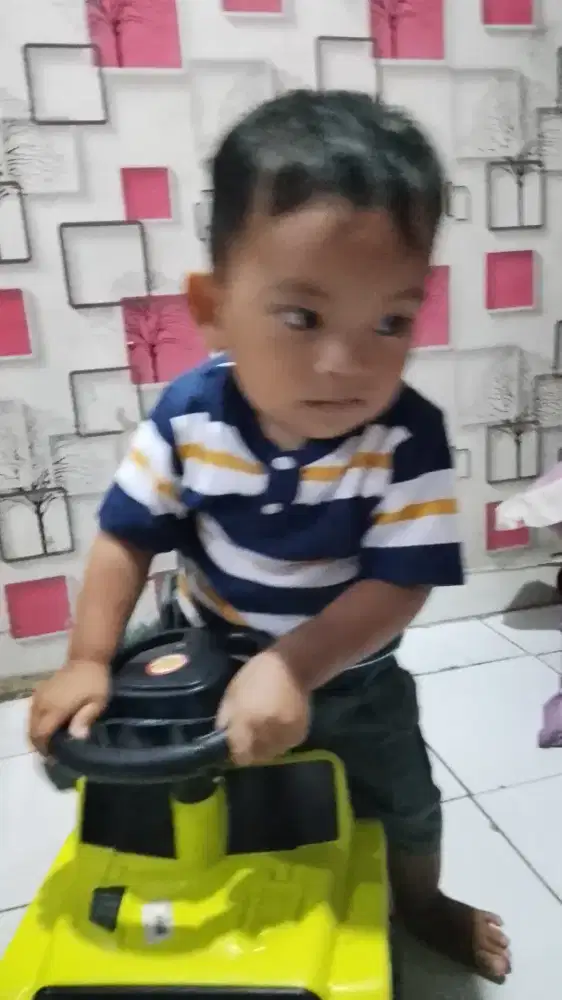 Sedang cari kerja driver SIM b1 umum