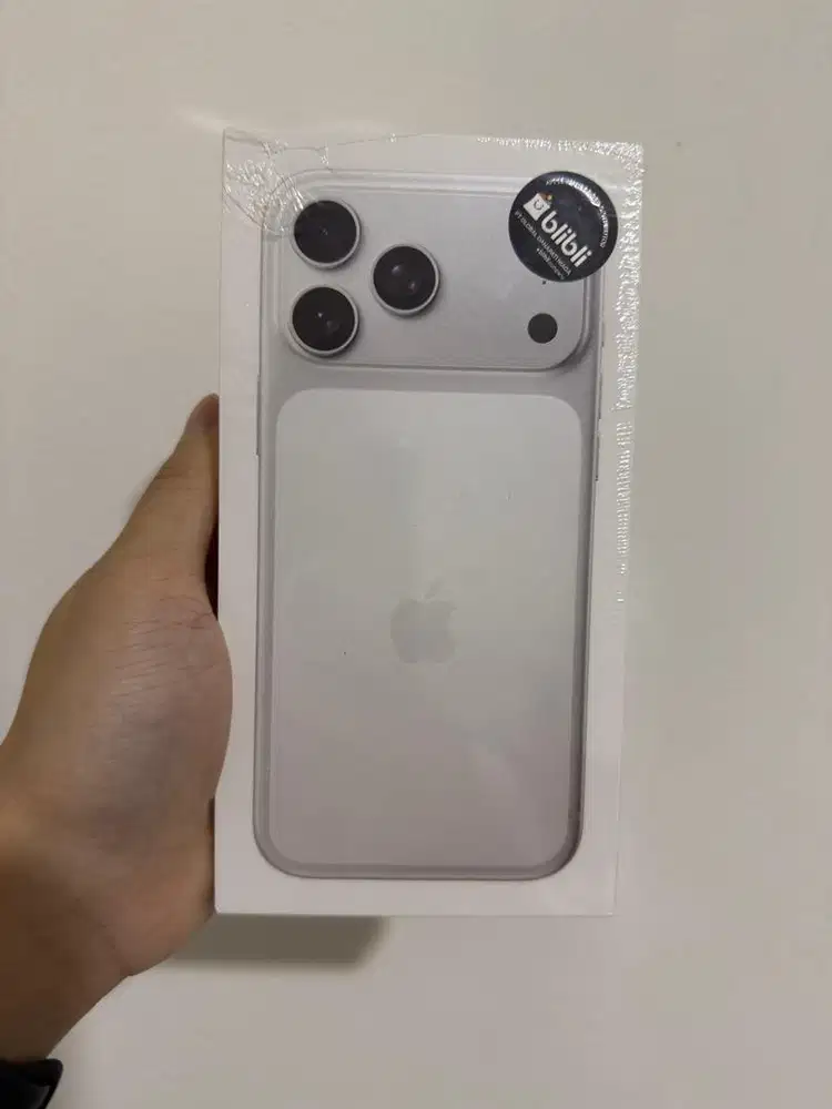 Apple iPhone 17 Pro Max 256GB Silver White Putih Garansi Blibli