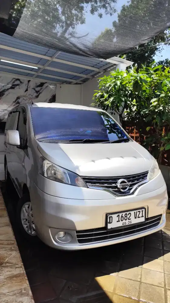 Mobil Nissan Evalia SV 2014 70rb Low KM XV ST