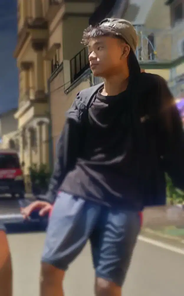 bismillah nyari kerjaan kali aja ada rezekinya