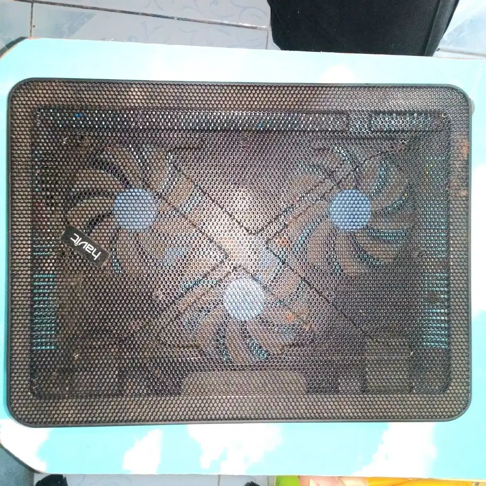 HAVIT COOLING PAD LAPTOP HV-F2056 3 FANS 17''