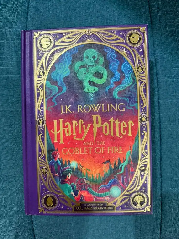 Harry Potter collection books with illustration