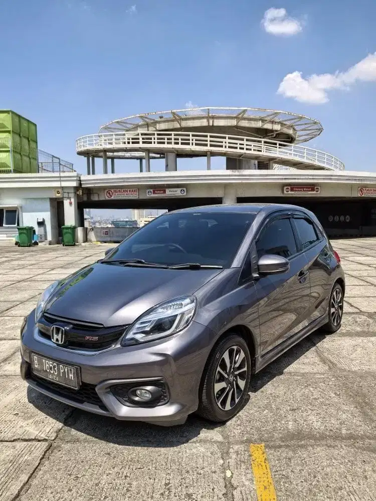 Honda Brio RS Automatic 2016 Kilometer Rendah Murah