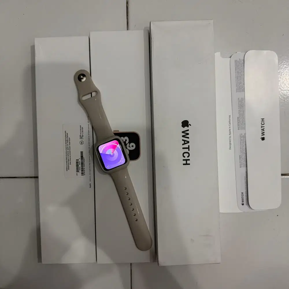 Apple Watch SE Gen 1 40mm Gold Starlight