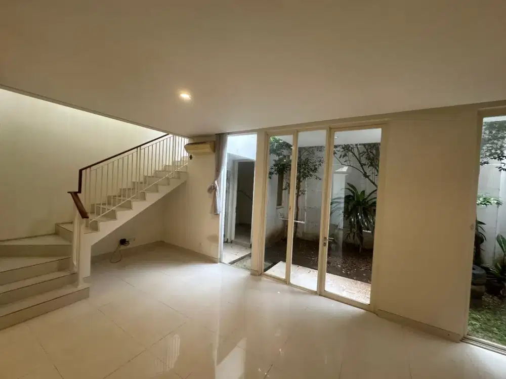 Sewa Kontrakan Rumah di Grand Pakuwon Harga Murah Dekat Tandes Surabaya Barat Tahunan Perumahan Per 2026 Dibawah 70 Juta