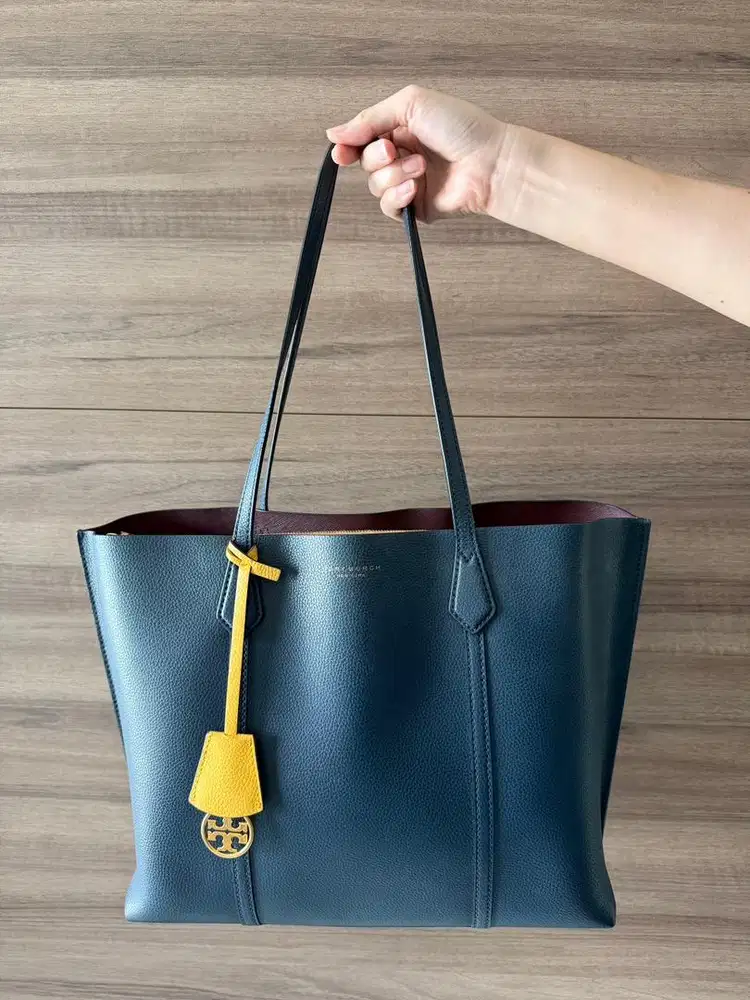 TAS TORY BURCH PERRY TRIPLE Compartment Tote