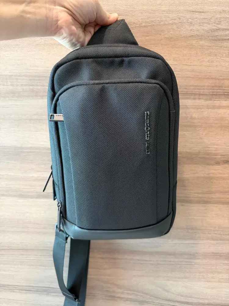 TAS SAMSONITE LYMANE SLING BAG