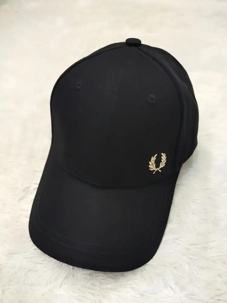 Luxury FRED PERRY caps collection sangat cakep dan elegan banget