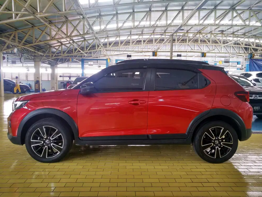 HONDA WR-V RS 1.5 AT TWO TONE EDITION (2023) NON SENSING