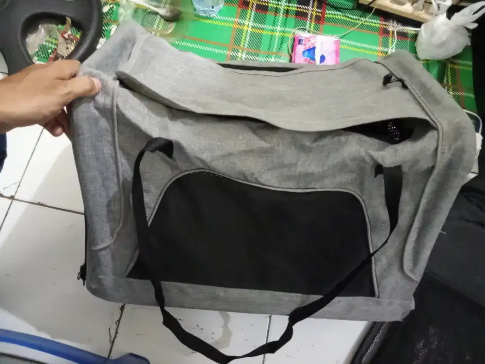 TAS RANSEL KUCING LIPAT