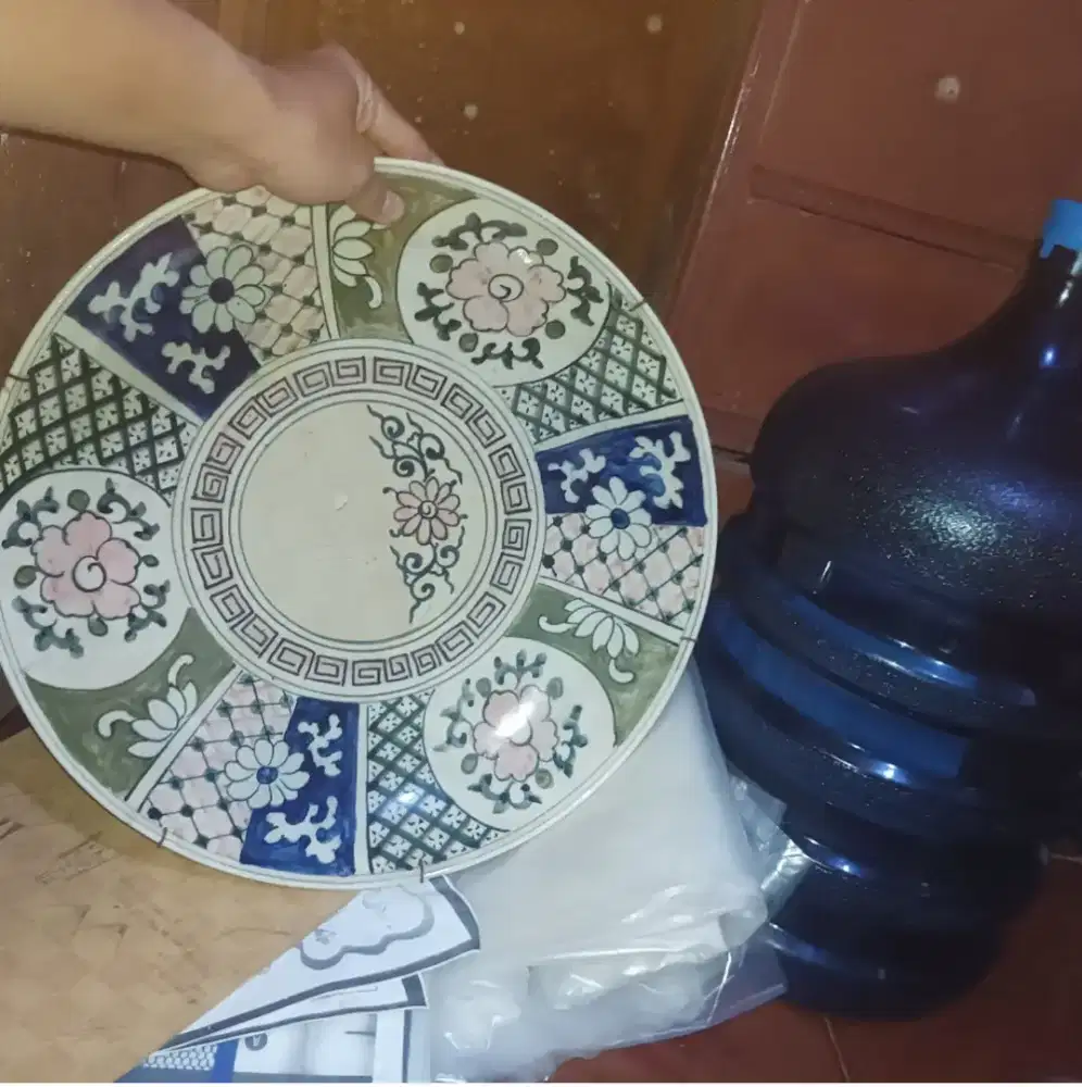 Piring keramik jadul