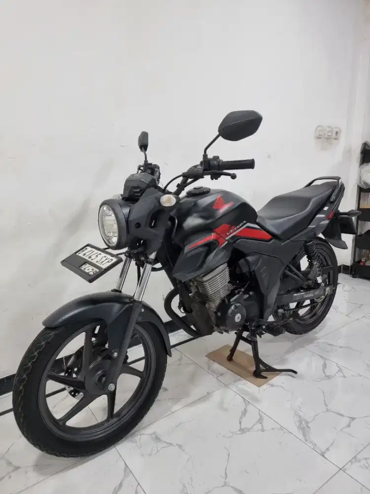 Honda CB Verza 150 Fi 2024 bln 4 pajak 2027 KM 8 RIBU !